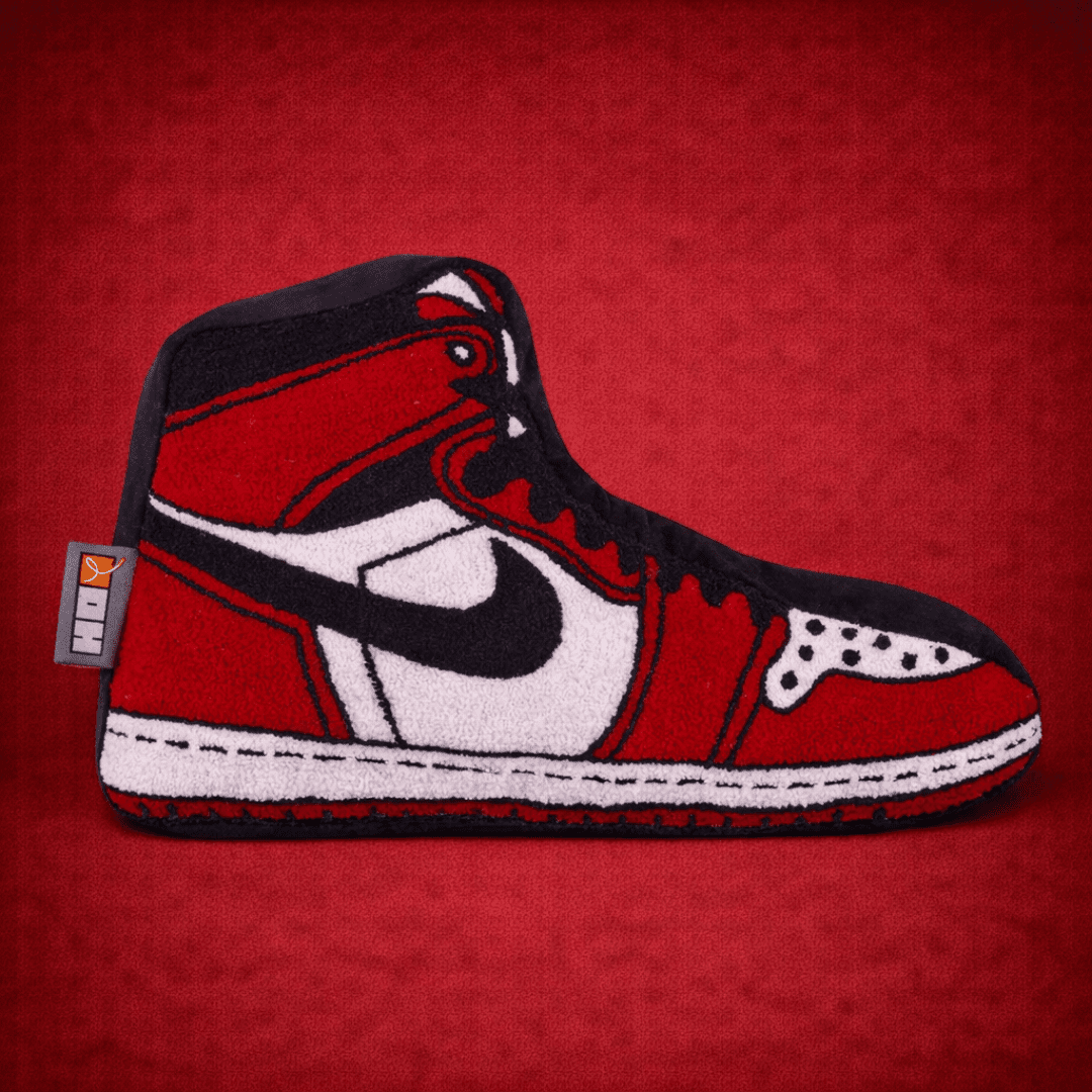 AIR JORDAN 1 CHICAGO CUSTOM CUSHION - House of Youth