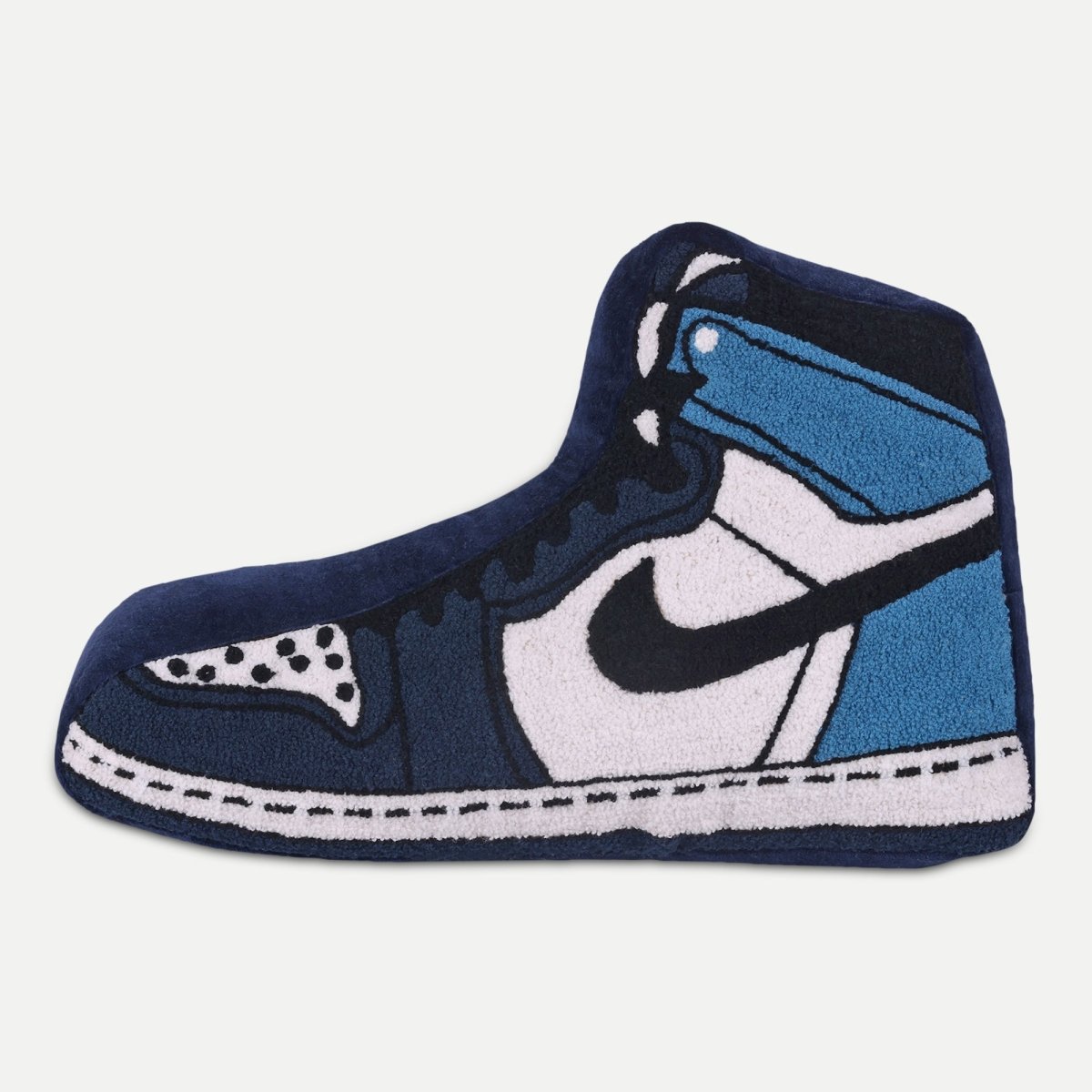 AIR JORDAN 1 OBSIDIAN CUSTOM CUSHION - House of Youth